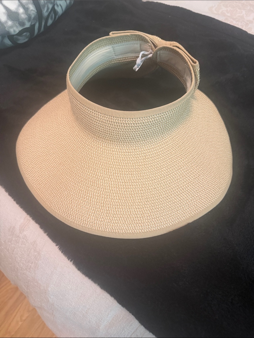 Amazon Women’s Straw Sun Visor - Beige